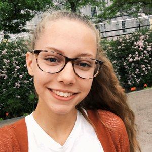 Meet your Posher, Madeline